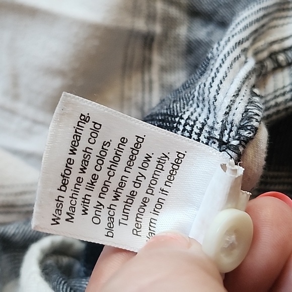 SO Black and White Plaid Cotton Flannel Long Sleeve Jr's size - Picture 8 of 8